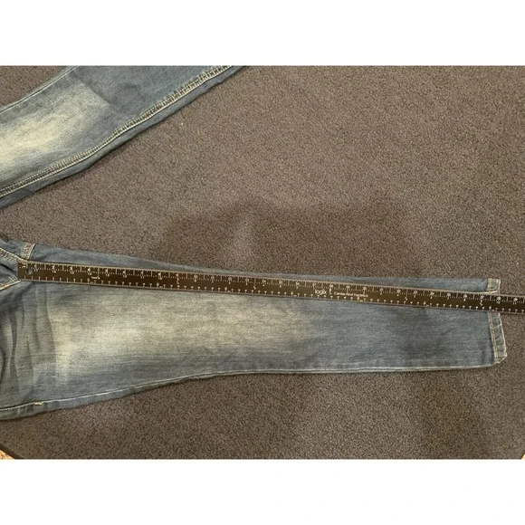 Dollhouse Jeans Women's Size 0 26x28Roll up Skinny Capri - Picture 6 of 6